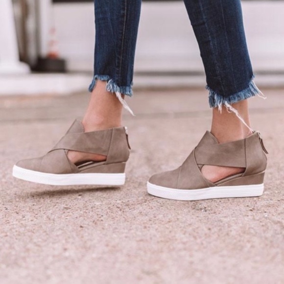 JEFFREY Cut out Sneakers -TAUPE - Picture 6 of 7